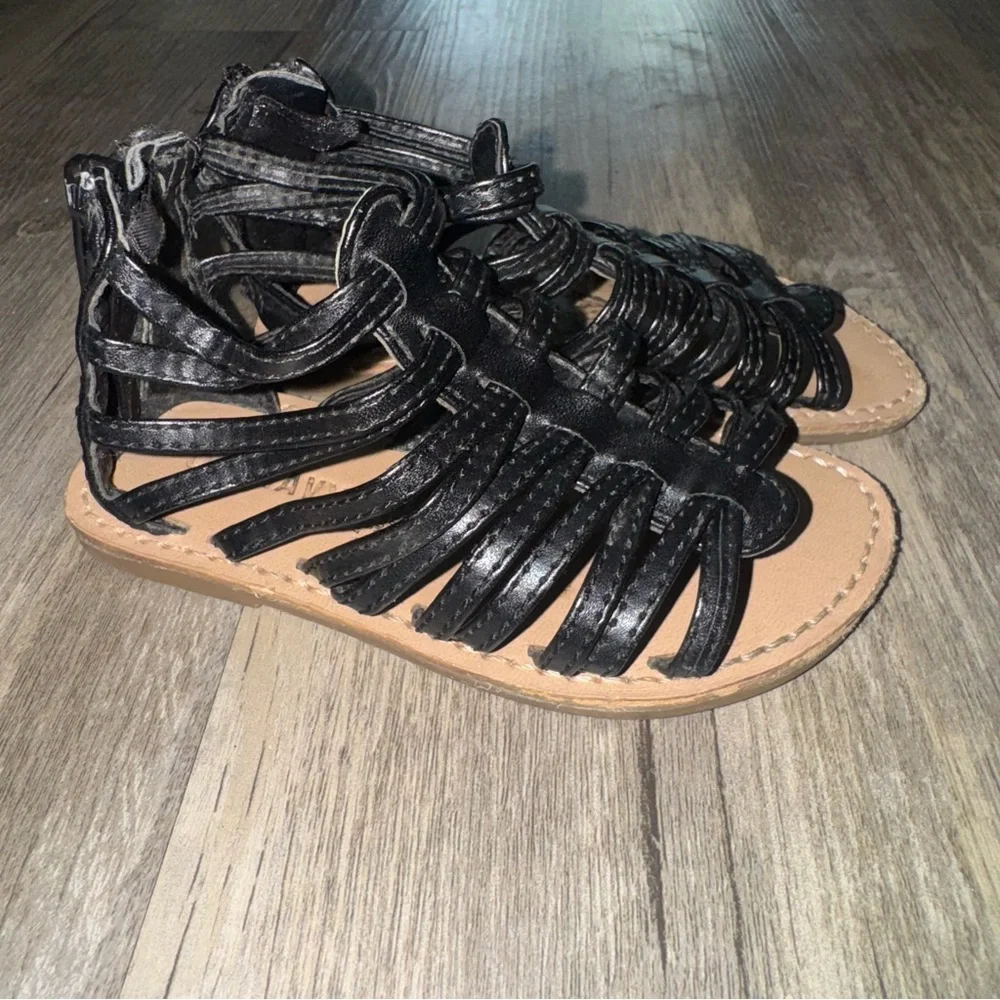Old Navy stylish gladiator